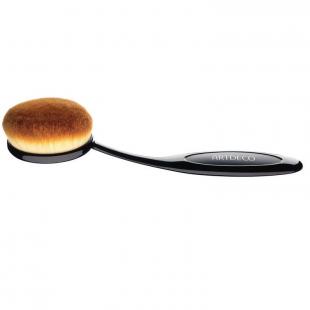 Кисть для тональных средств ARTDECO MEDIUM OVAL BRUSH PREMIUM QUALITY