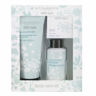 Набор BAYLIS&HARDING Spa Body Care Kit c ароматом цветов вишни, восточной лилии и цветов лотоса