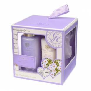 Набор подарочный Travel Treats (гель для душа 100ml+лосьон для тела 100ml+мочалка) с ароматом лаванды