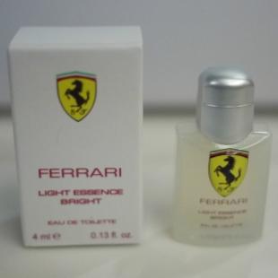 Ferrari LIGHT ESSENCE BRIGHT 4ml edt